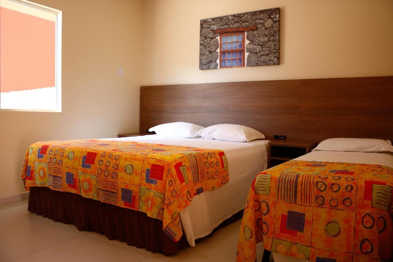 Hotel Acoriano Penha  Buitenkant foto